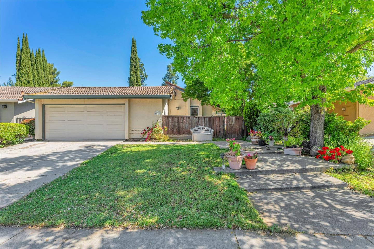 Detail Gallery Image 1 of 3 For 5855 Silver Leaf Rd, San Jose,  CA 95138 - 4 Beds | 2 Baths