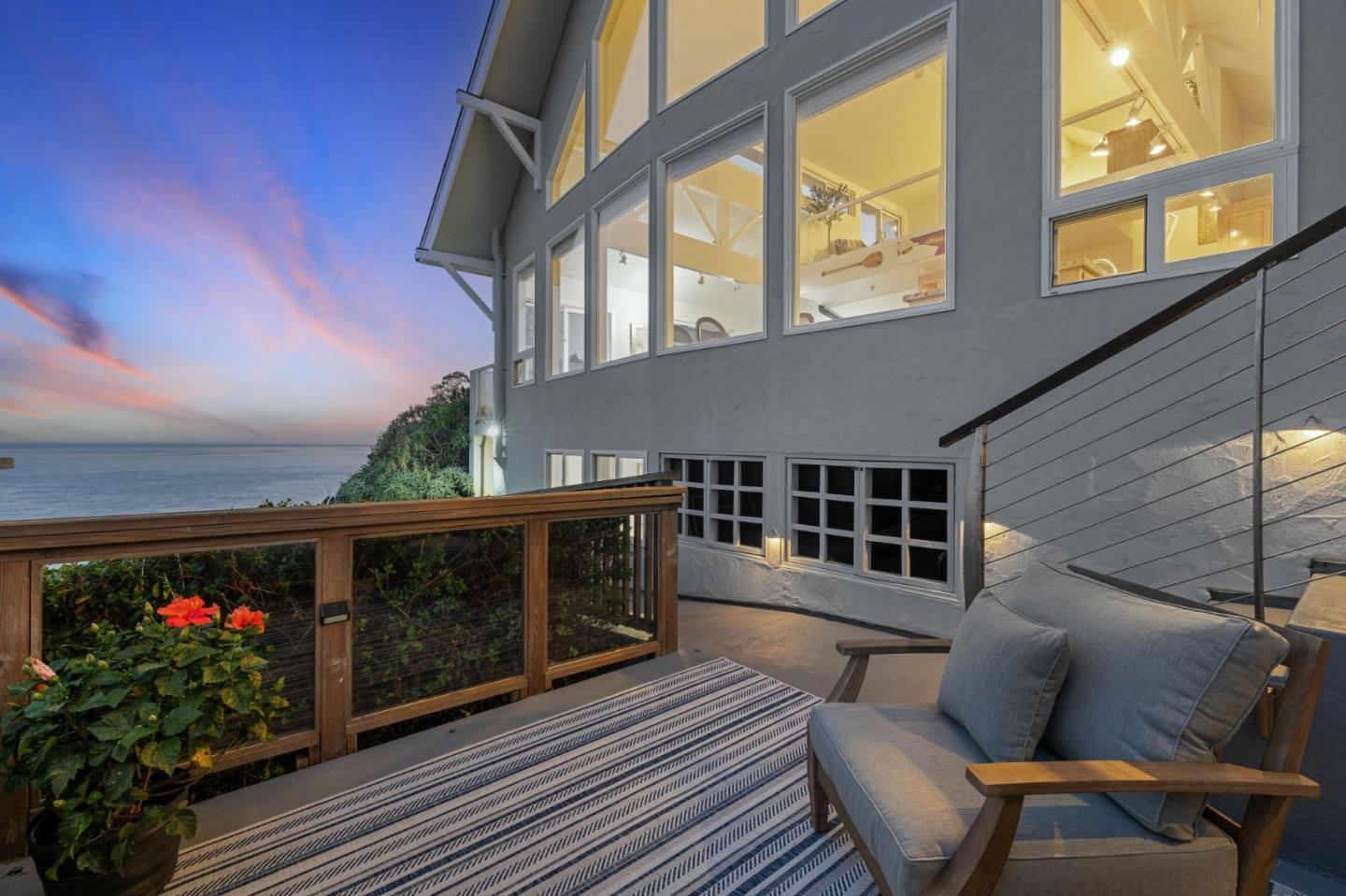 Detail Gallery Image 7 of 92 For 4920 Cliff Dr, Capitola,  CA 95010 - 3 Beds | 1/1 Baths