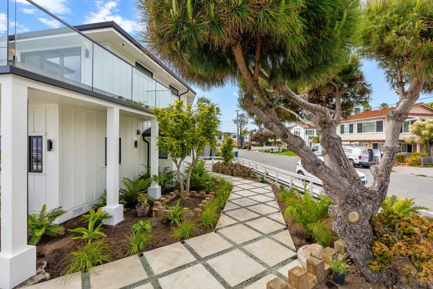 Detail Gallery Image 37 of 48 For 1375 Prospect Ave, Capitola,  CA 95010 - 4 Beds | 4/1 Baths