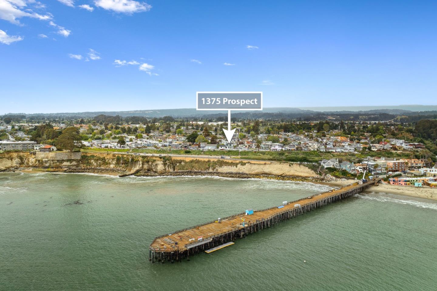 Detail Gallery Image 42 of 47 For 1375 Prospect Ave, Capitola,  CA 95010 - 4 Beds | 4/1 Baths