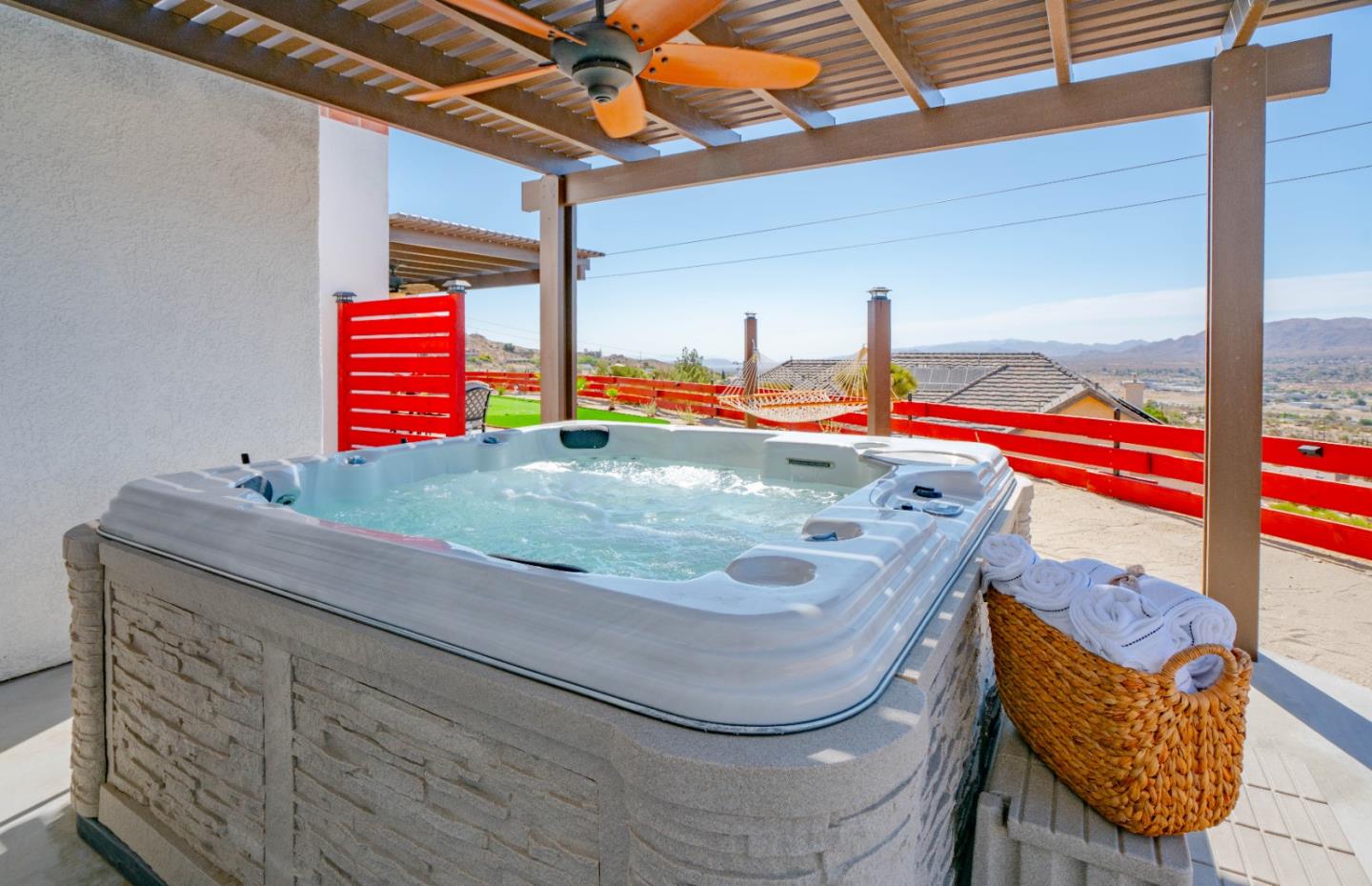 Detail Gallery Image 17 of 127 For 57263 Farrelo Rd, Yucca Valley,  CA 92284 - 3 Beds | 2/1 Baths