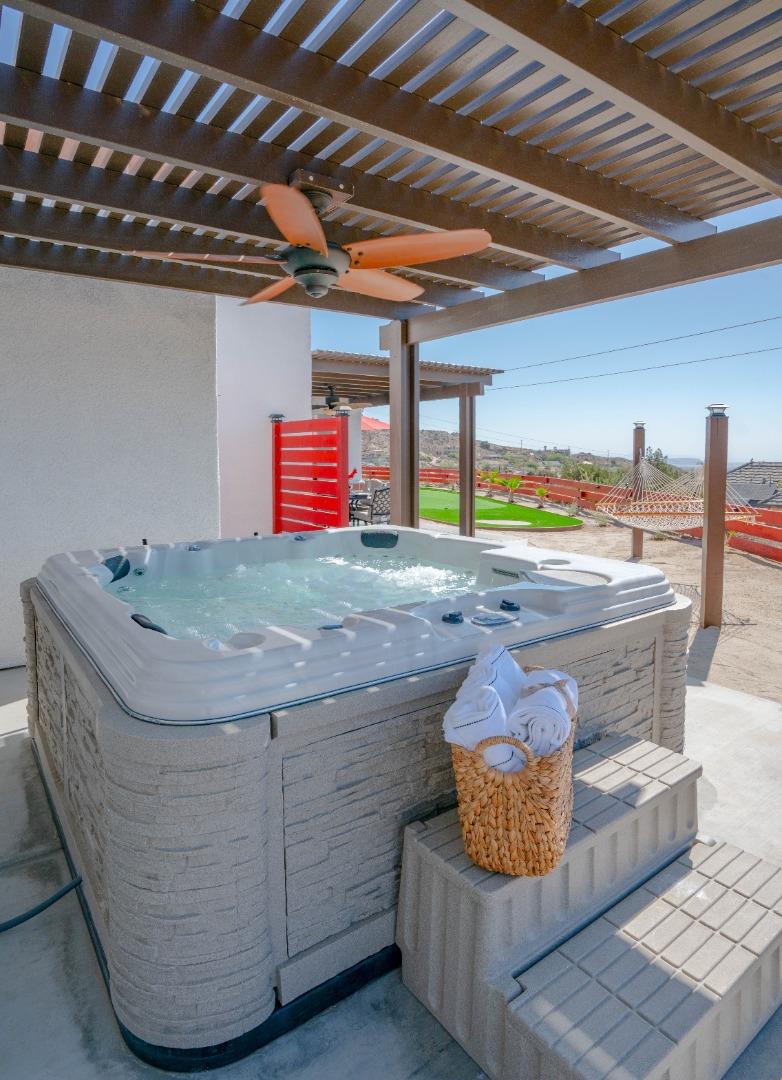 Detail Gallery Image 18 of 127 For 57263 Farrelo Rd, Yucca Valley,  CA 92284 - 3 Beds | 2/1 Baths