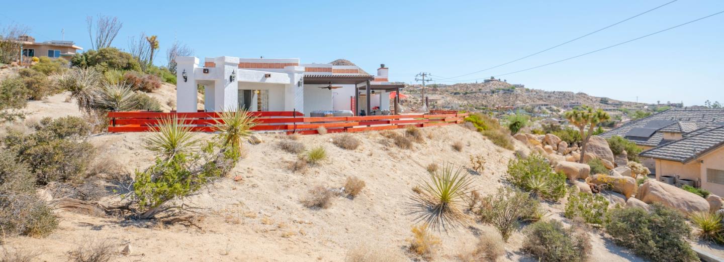 Detail Gallery Image 24 of 127 For 57263 Farrelo Rd, Yucca Valley,  CA 92284 - 3 Beds | 2/1 Baths