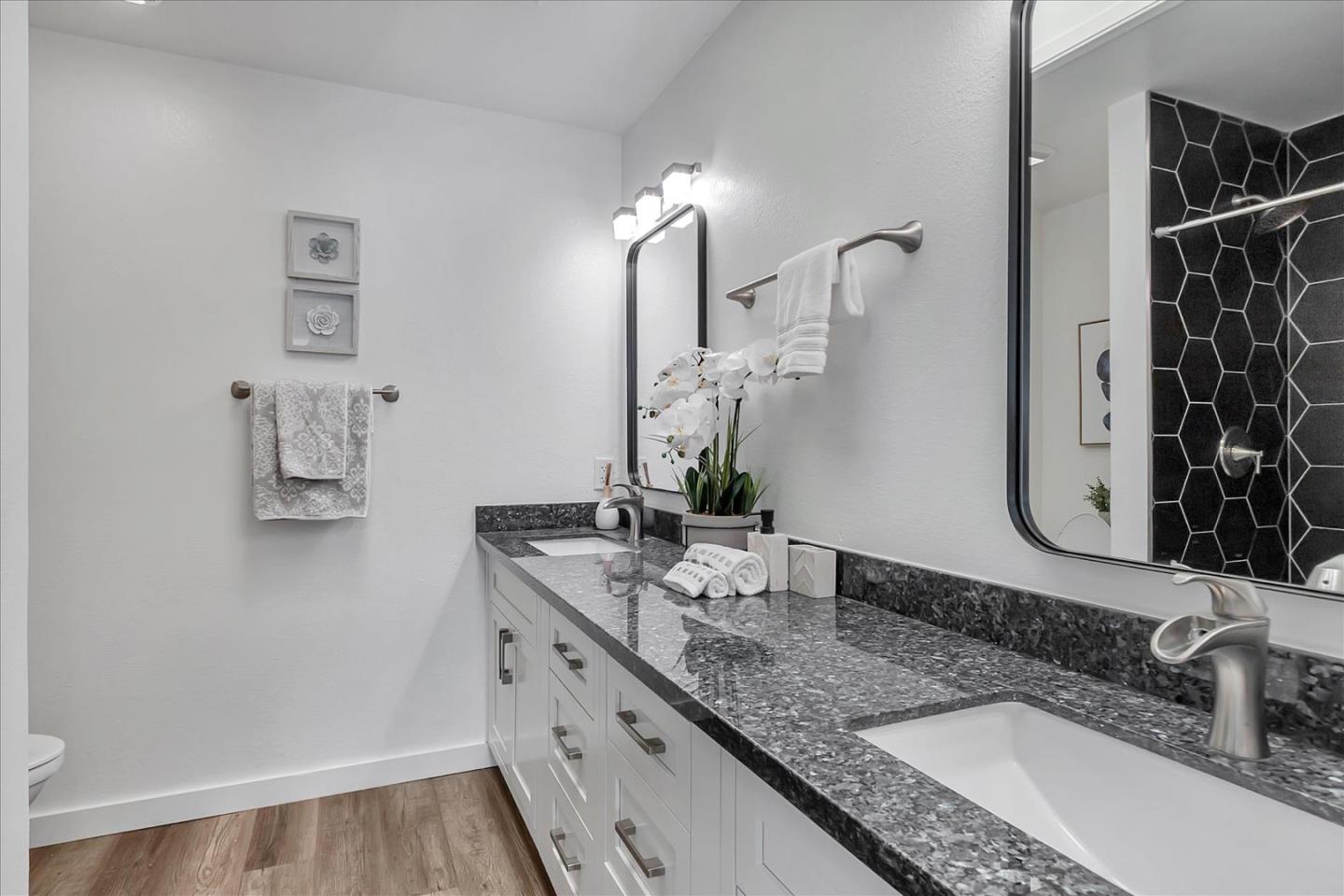 Detail Gallery Image 23 of 37 For 67 Silcreek Dr, San Jose,  CA 95116 - 2 Beds | 2 Baths
