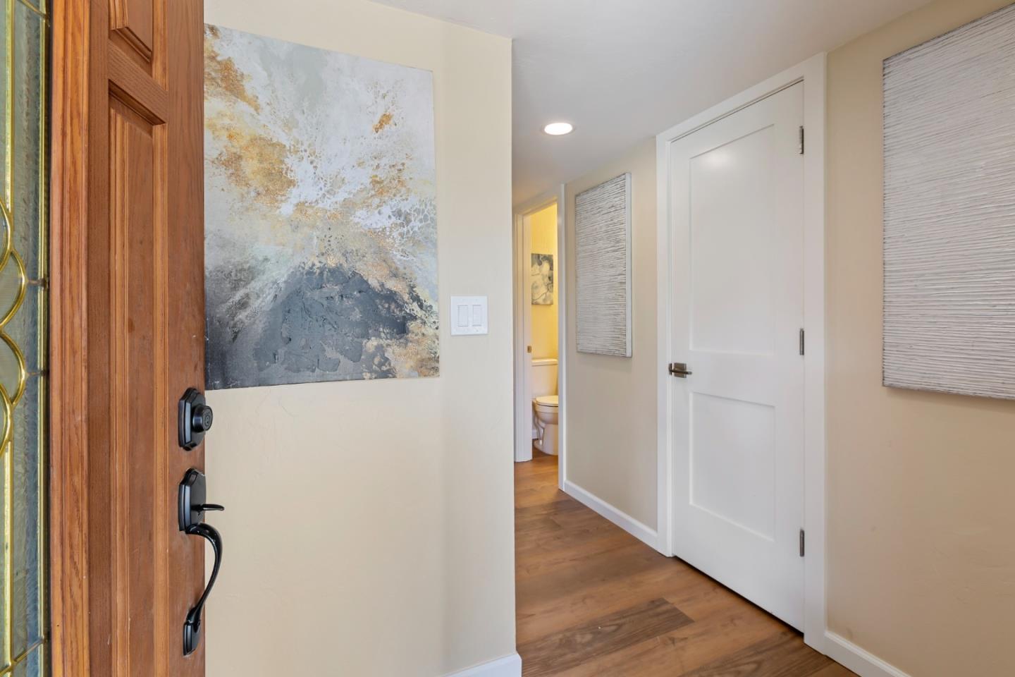 Detail Gallery Image 4 of 35 For 8 Cassandra Way, Mountain View,  CA 94043 - 2 Beds | 2 Baths