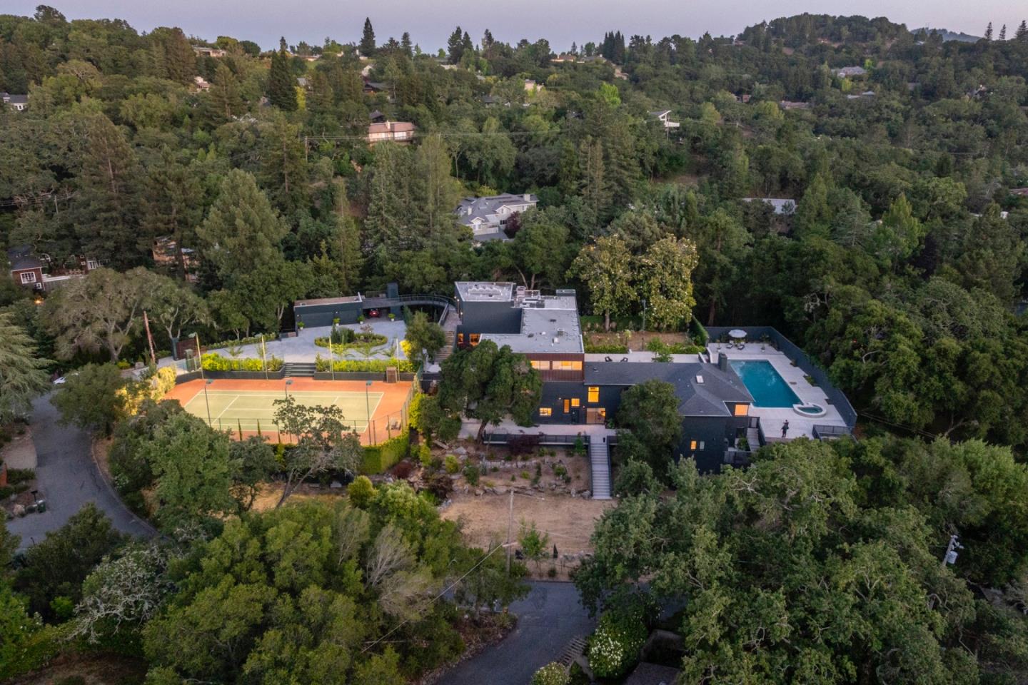 Detail Gallery Image 113 of 116 For 12 Las Aromas, Orinda,  CA 94563 - 8 Beds | 6/5 Baths