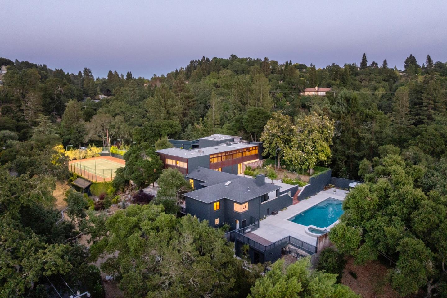 Detail Gallery Image 114 of 116 For 12 Las Aromas, Orinda,  CA 94563 - 8 Beds | 6/5 Baths