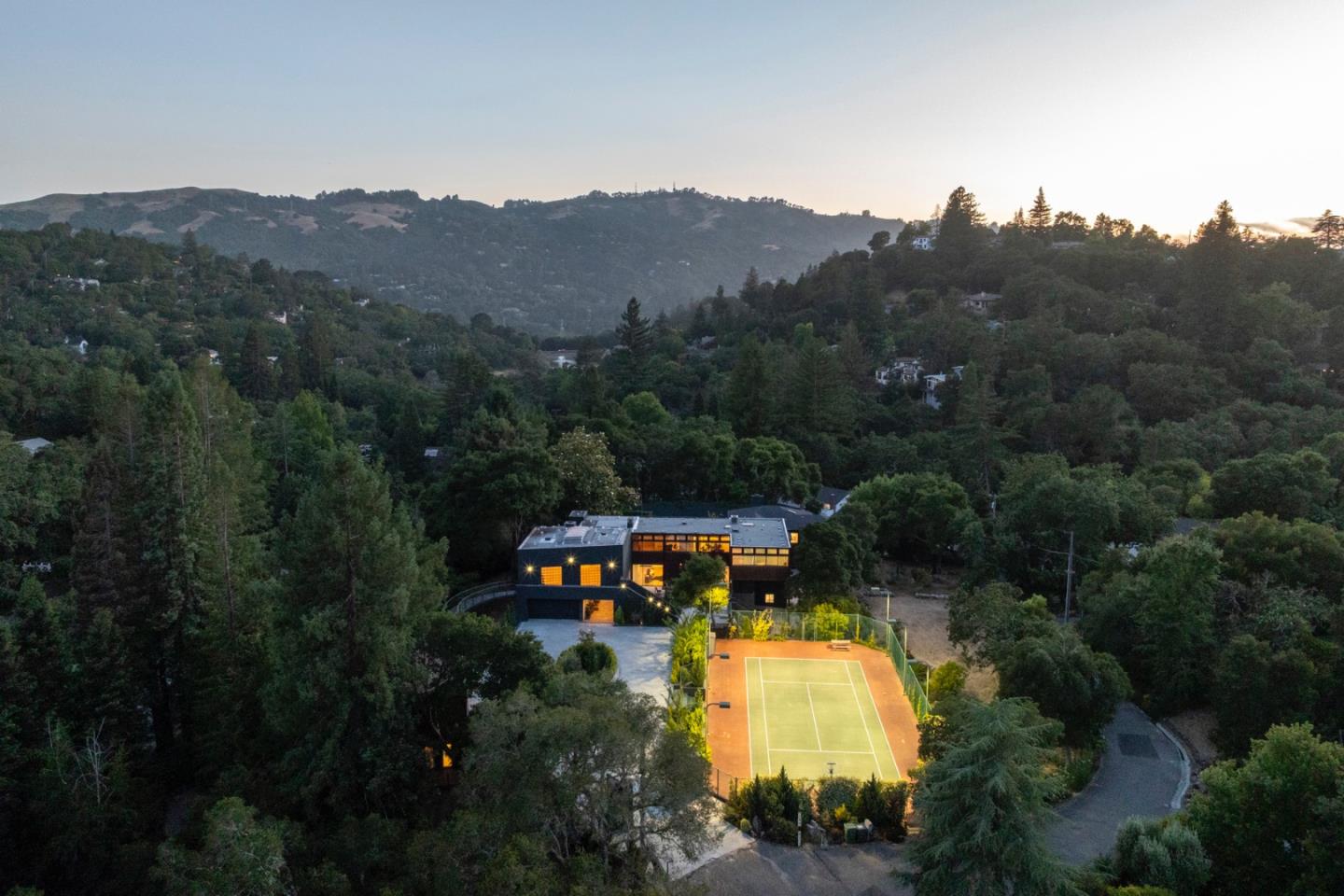 Detail Gallery Image 116 of 116 For 12 Las Aromas, Orinda,  CA 94563 - 8 Beds | 6/5 Baths