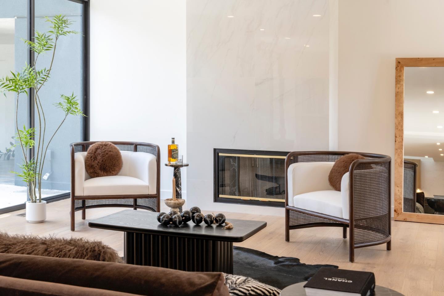 Detail Gallery Image 30 of 116 For 12 Las Aromas, Orinda,  CA 94563 - 8 Beds | 6/5 Baths