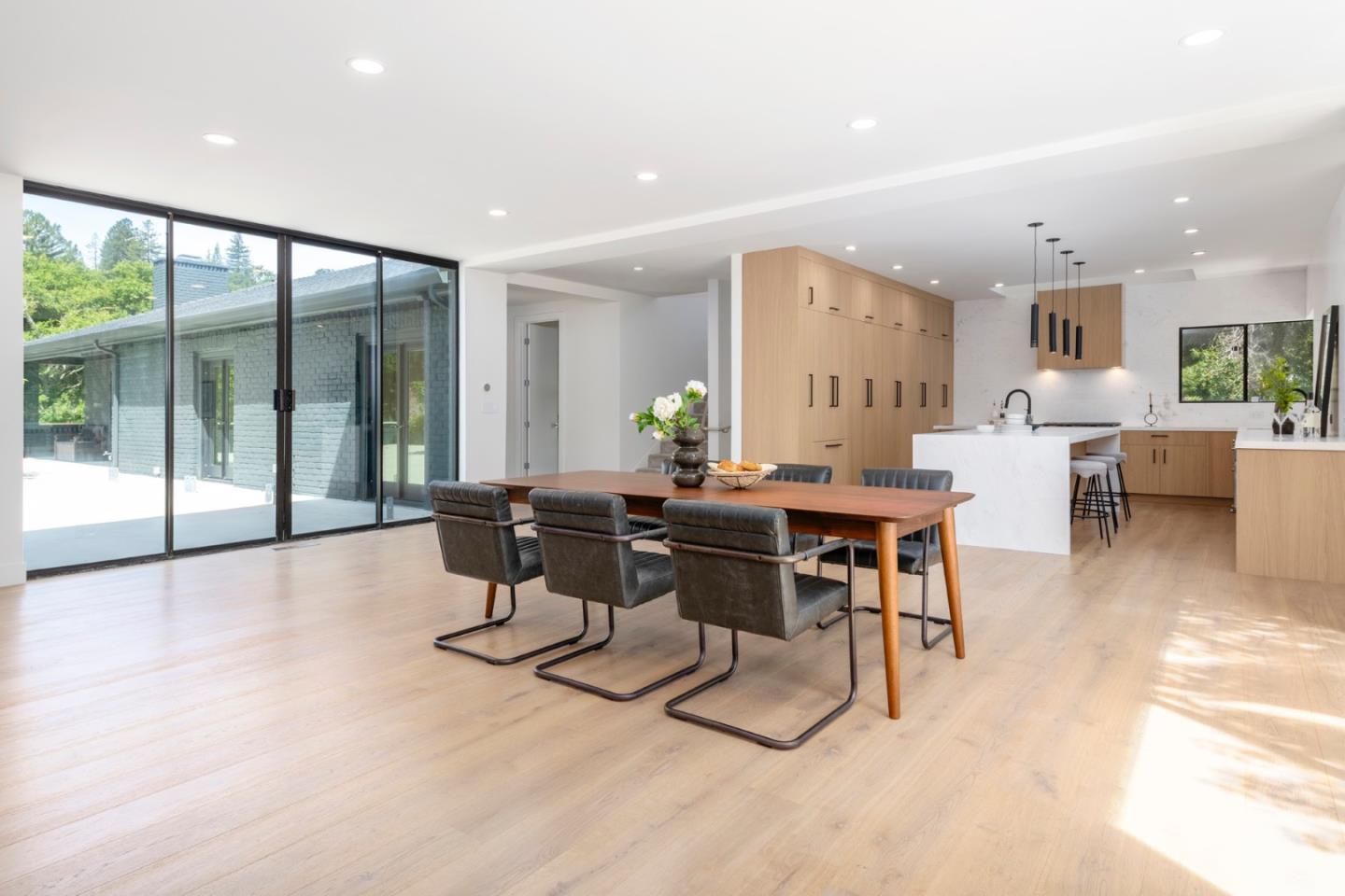 Detail Gallery Image 37 of 116 For 12 Las Aromas, Orinda,  CA 94563 - 8 Beds | 6/5 Baths