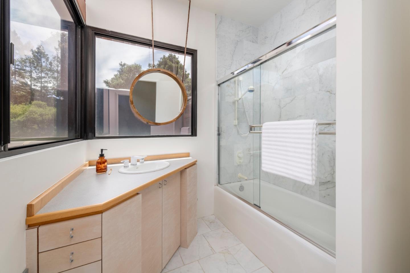 Detail Gallery Image 72 of 116 For 12 Las Aromas, Orinda,  CA 94563 - 8 Beds | 6/5 Baths