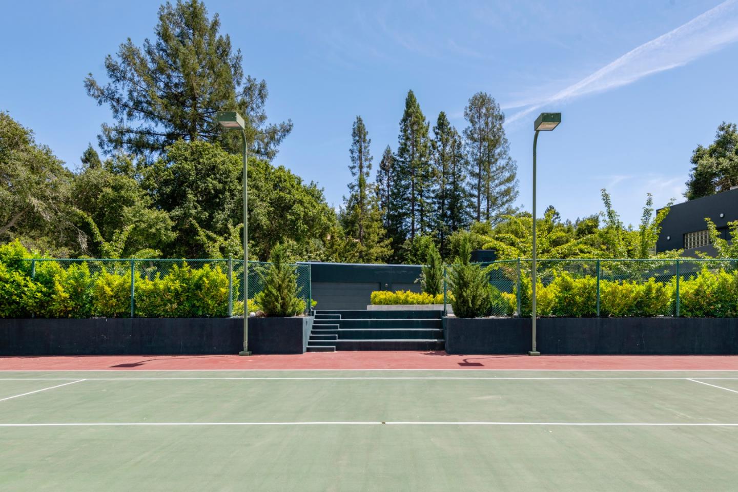 Detail Gallery Image 88 of 116 For 12 Las Aromas, Orinda,  CA 94563 - 8 Beds | 6/5 Baths