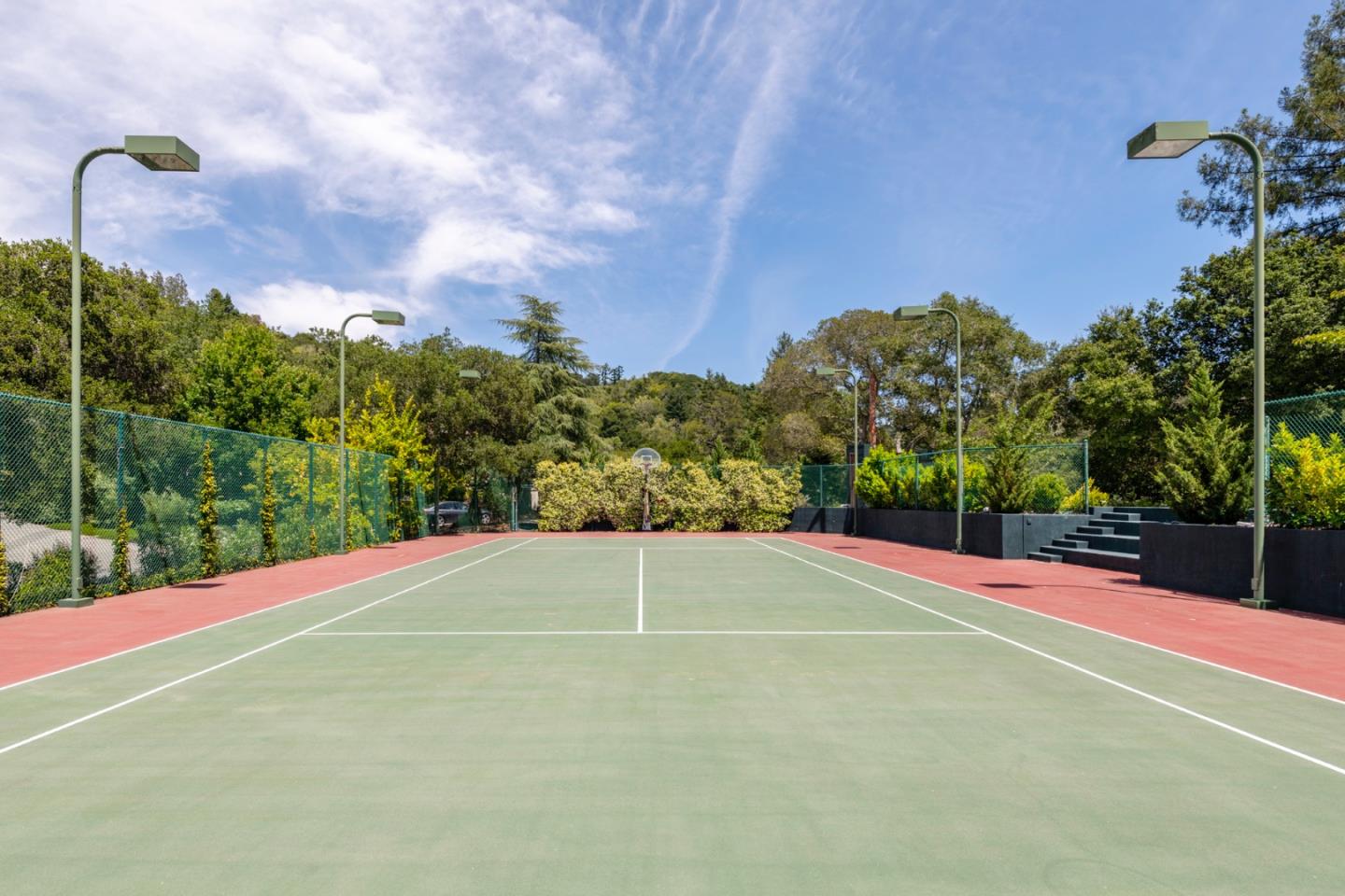 Detail Gallery Image 9 of 116 For 12 Las Aromas, Orinda,  CA 94563 - 8 Beds | 6/5 Baths