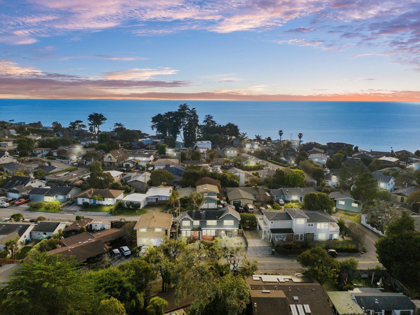 Detail Gallery Image 1 of 1 For 780 Seacliff Dr, Aptos,  CA 95003 - 2 Beds | 2/1 Baths