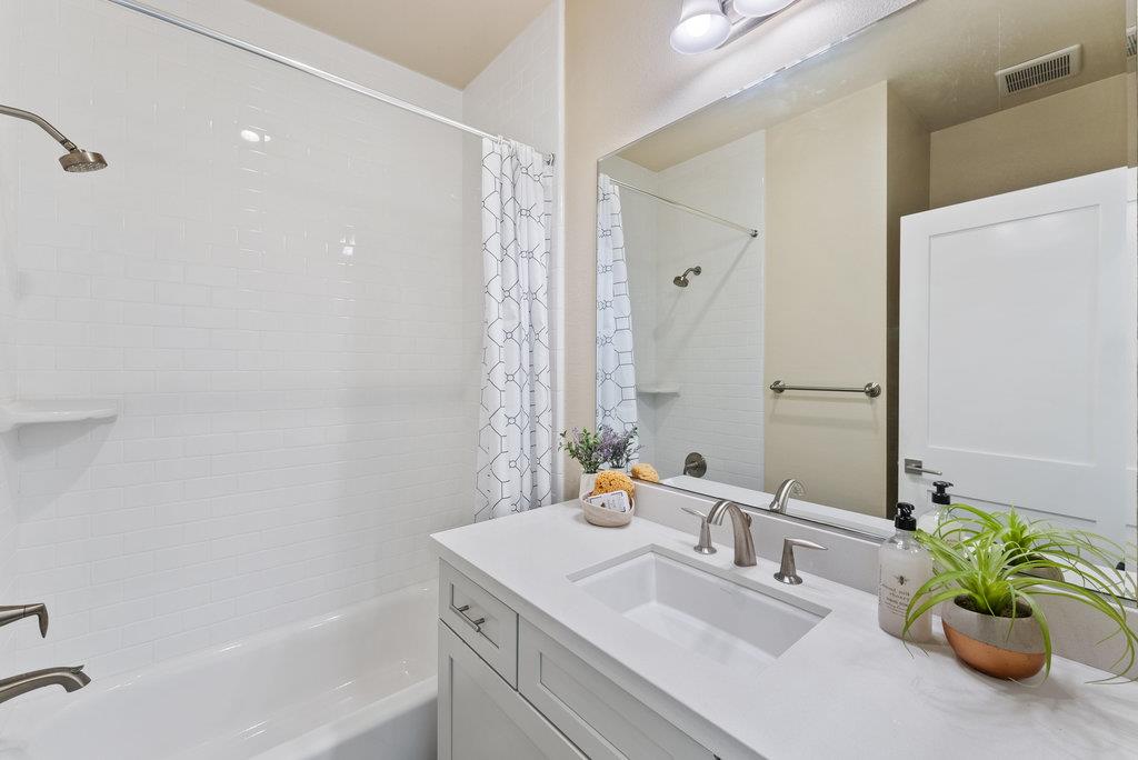Detail Gallery Image 10 of 31 For 1509 Tera Ct, Capitola,  CA 95010 - 3 Beds | 2/1 Baths