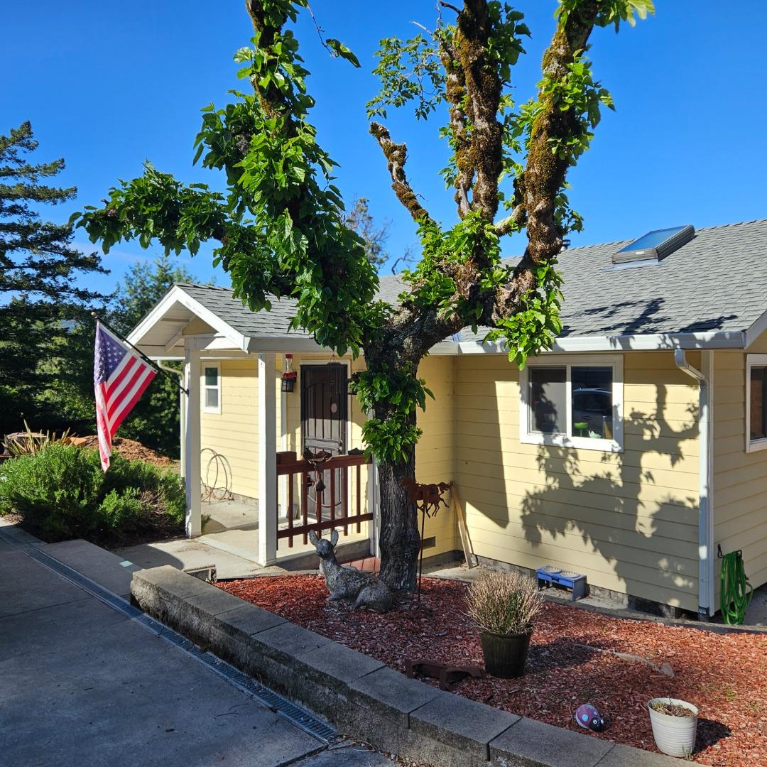 Detail Gallery Image 20 of 67 For 24766 Skyland Rd, Los Gatos,  CA 95033 - 2 Beds | 2 Baths