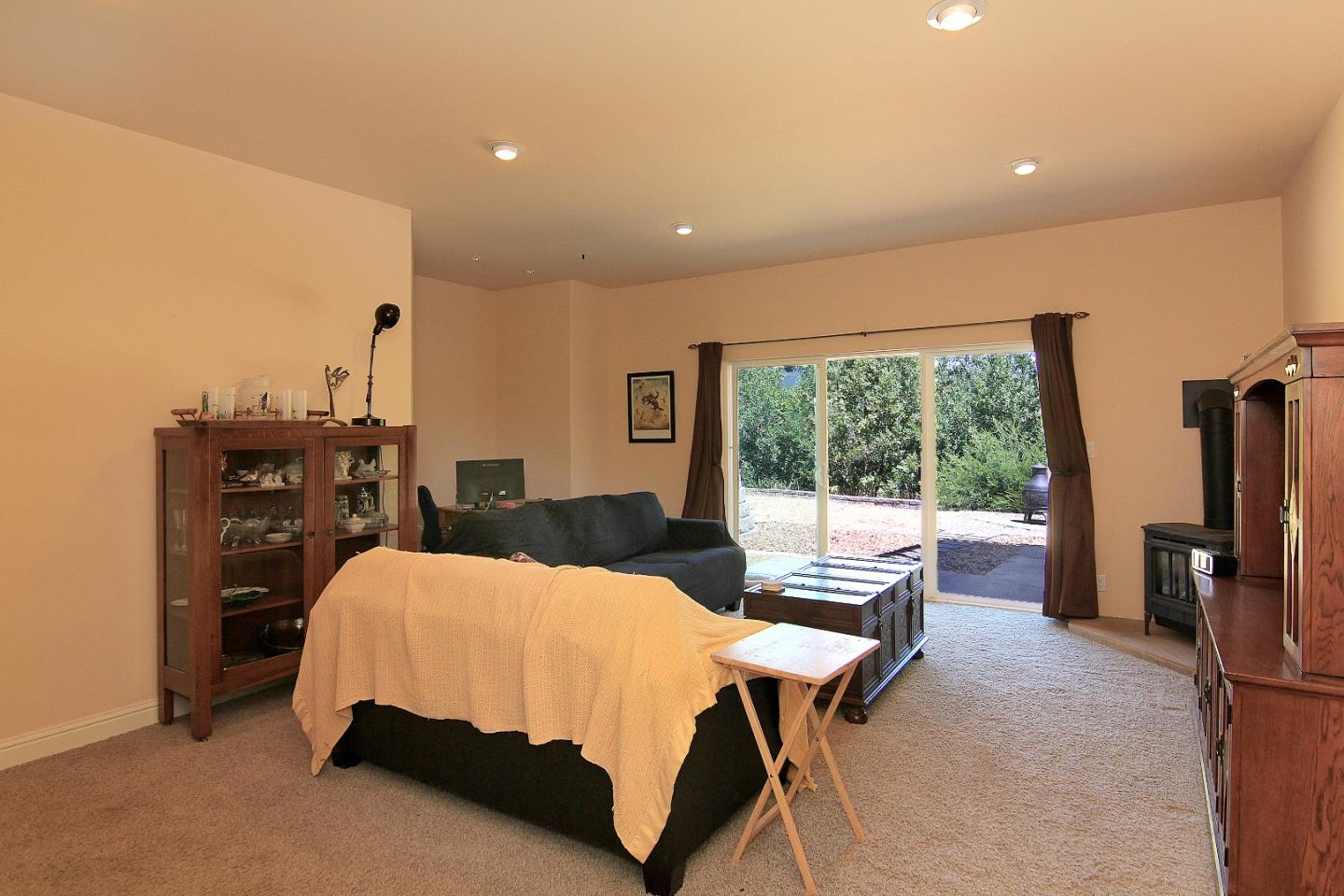 Detail Gallery Image 35 of 67 For 24766 Skyland Rd, Los Gatos,  CA 95033 - 2 Beds | 2 Baths