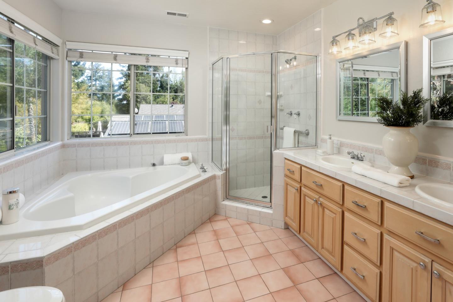 Detail Gallery Image 15 of 25 For 1048 Karen Way, Mountain View,  CA 94040 - 4 Beds | 4 Baths