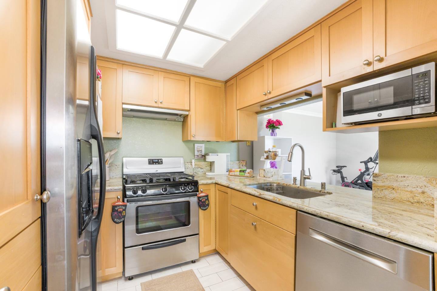 21239 Gary Dr Apt 206a, Hayward, CA 94546 photo 10