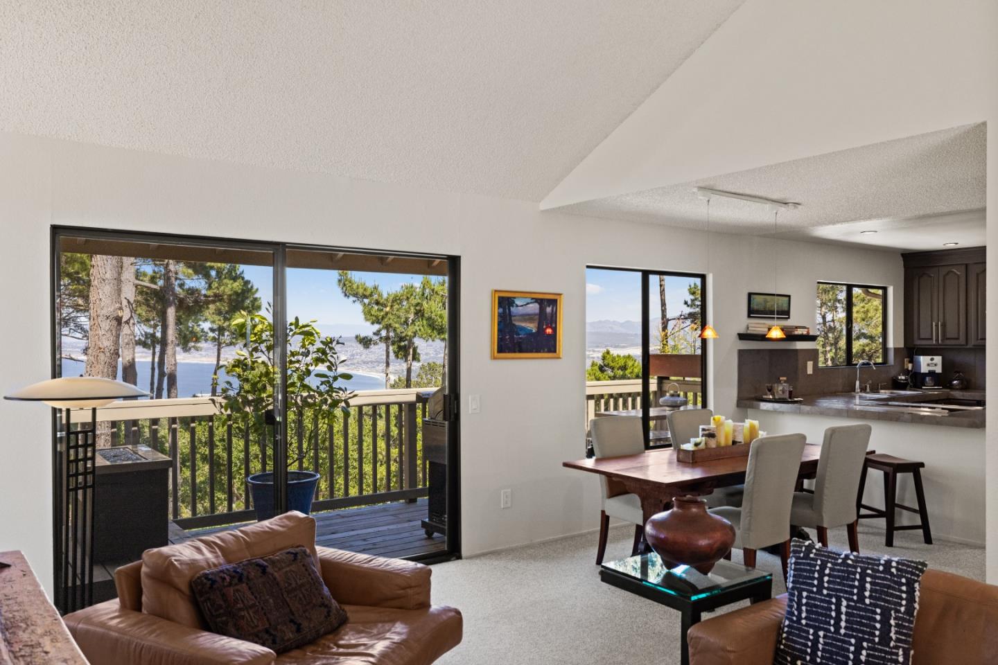 Detail Gallery Image 1 of 32 For 70 Forest Ridge Rd #1,  Monterey,  CA 93940 - 2 Beds | 2/1 Baths