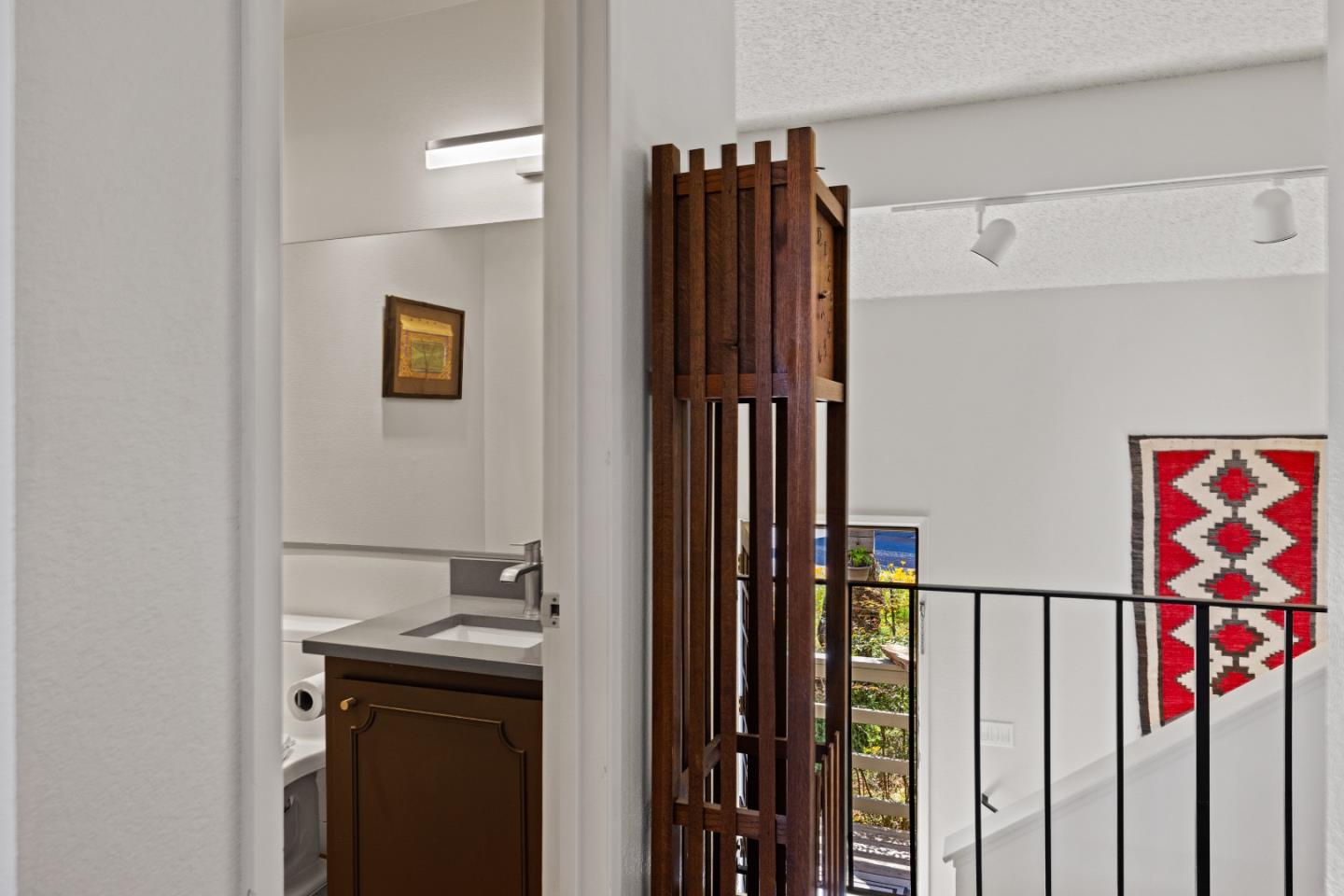 Detail Gallery Image 15 of 32 For 70 Forest Ridge Rd #1,  Monterey,  CA 93940 - 2 Beds | 2/1 Baths