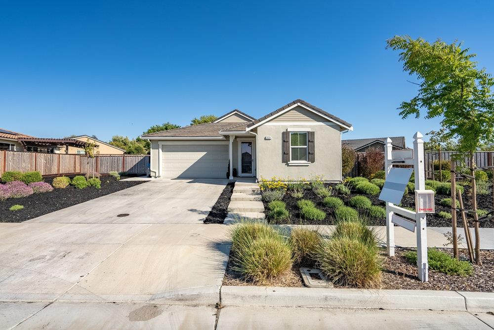 Detail Gallery Image 5 of 61 For 2531 Ryan Dr, Hollister,  CA 95023 - 3 Beds | 2 Baths