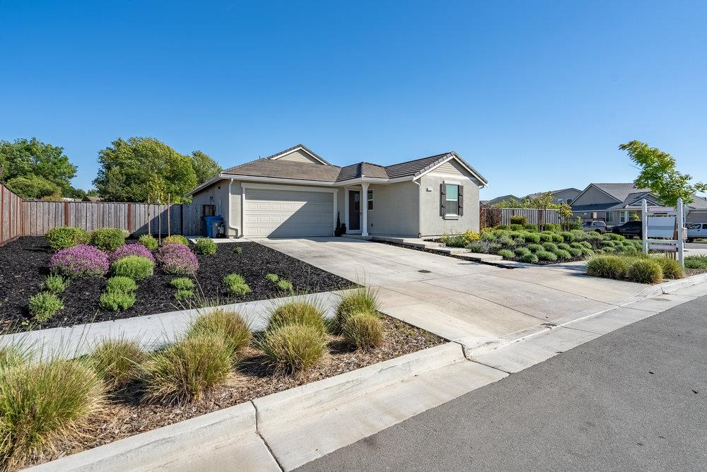 Detail Gallery Image 8 of 61 For 2531 Ryan Dr, Hollister,  CA 95023 - 3 Beds | 2 Baths