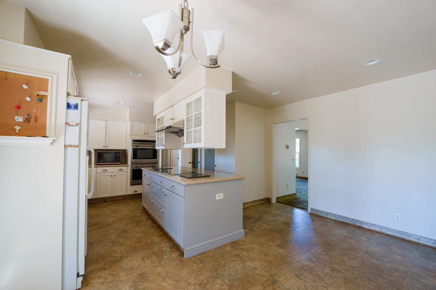 Detail Gallery Image 15 of 39 For 29265 Chualar Canyon Rd, Chualar,  CA 93925 - 4 Beds | 3/1 Baths