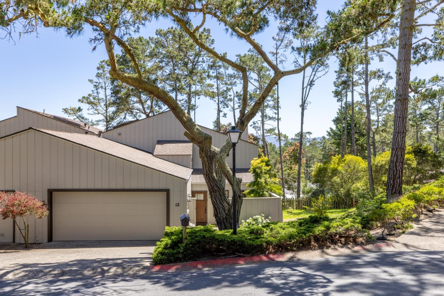 Detail Gallery Image 1 of 1 For 12 Mountain Shadow Ln, Monterey,  CA 93940 - 2 Beds | 2 Baths