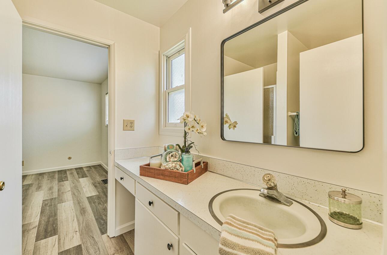 Detail Gallery Image 25 of 37 For 240 Columbine Dr, Salinas,  CA 93906 - 3 Beds | 2 Baths