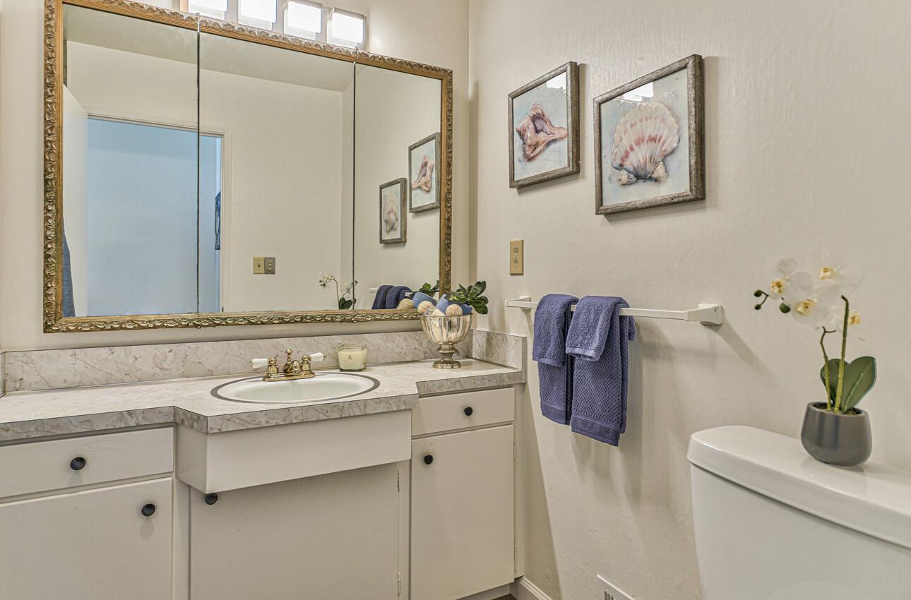 Detail Gallery Image 29 of 37 For 240 Columbine Dr, Salinas,  CA 93906 - 3 Beds | 2 Baths