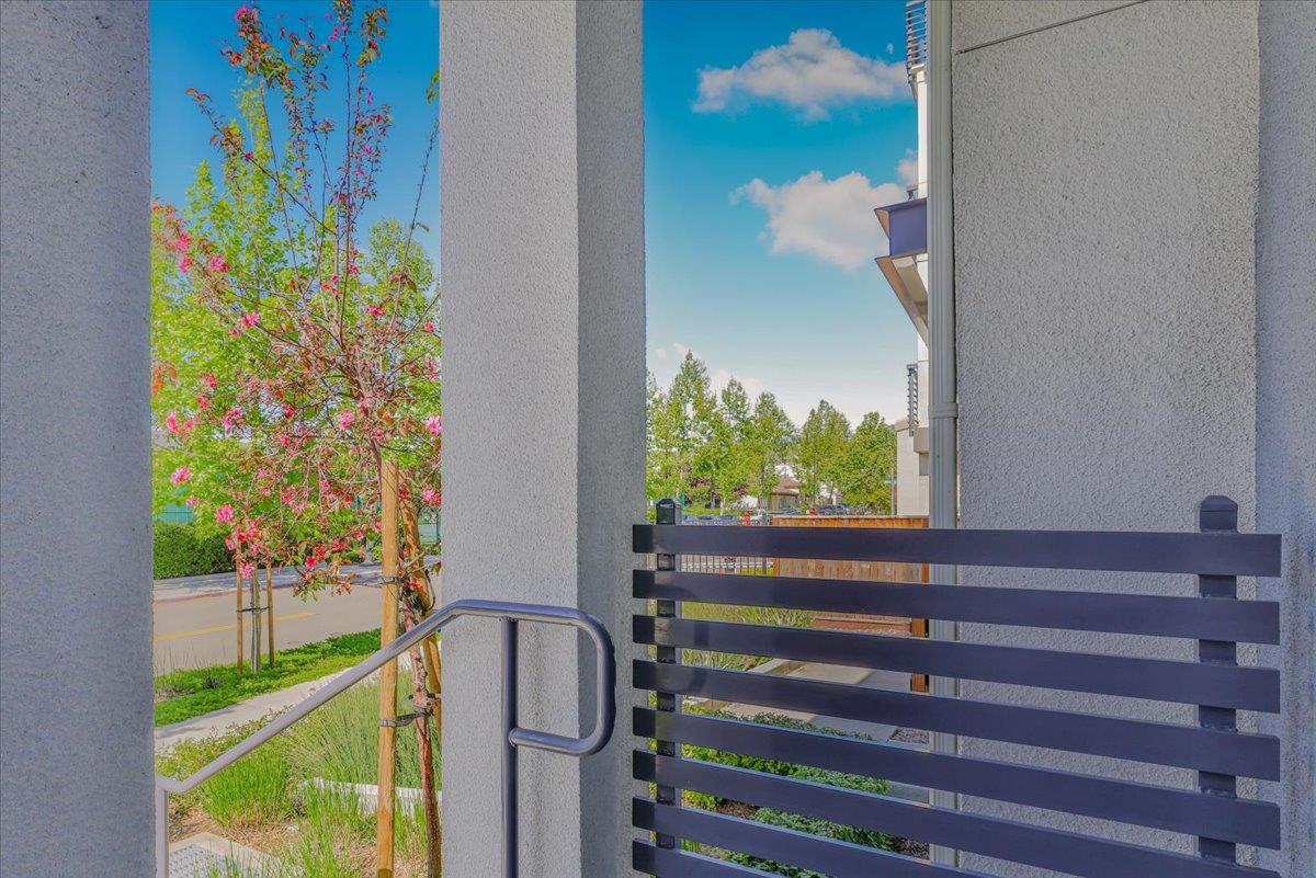 Detail Gallery Image 6 of 74 For 736 Garden St, Milpitas,  CA 95035 - 3 Beds | 2/1 Baths