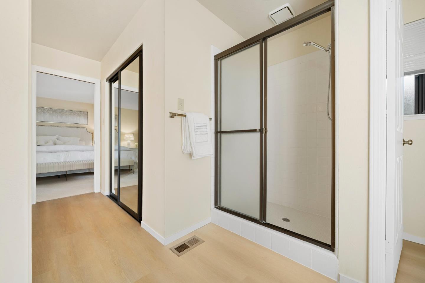 Detail Gallery Image 29 of 42 For 1561 De Anza Blvd, San Mateo,  CA 94403 - 3 Beds | 2 Baths