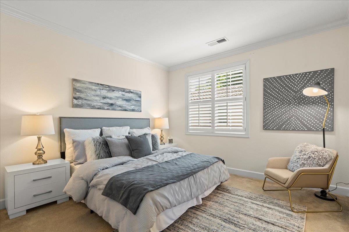 Detail Gallery Image 13 of 31 For 1054 Jena Ter, Sunnyvale,  CA 94089 - 4 Beds | 3/1 Baths