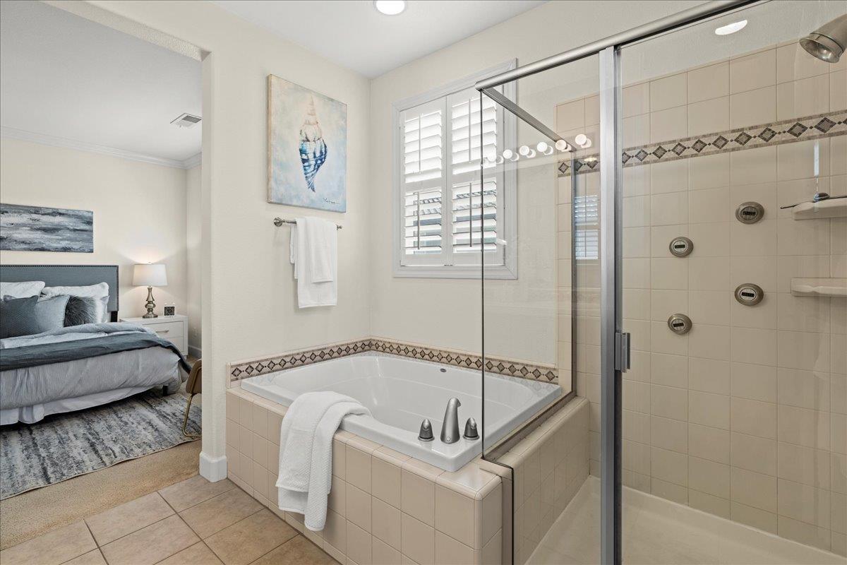 Detail Gallery Image 17 of 31 For 1054 Jena Ter, Sunnyvale,  CA 94089 - 4 Beds | 3/1 Baths