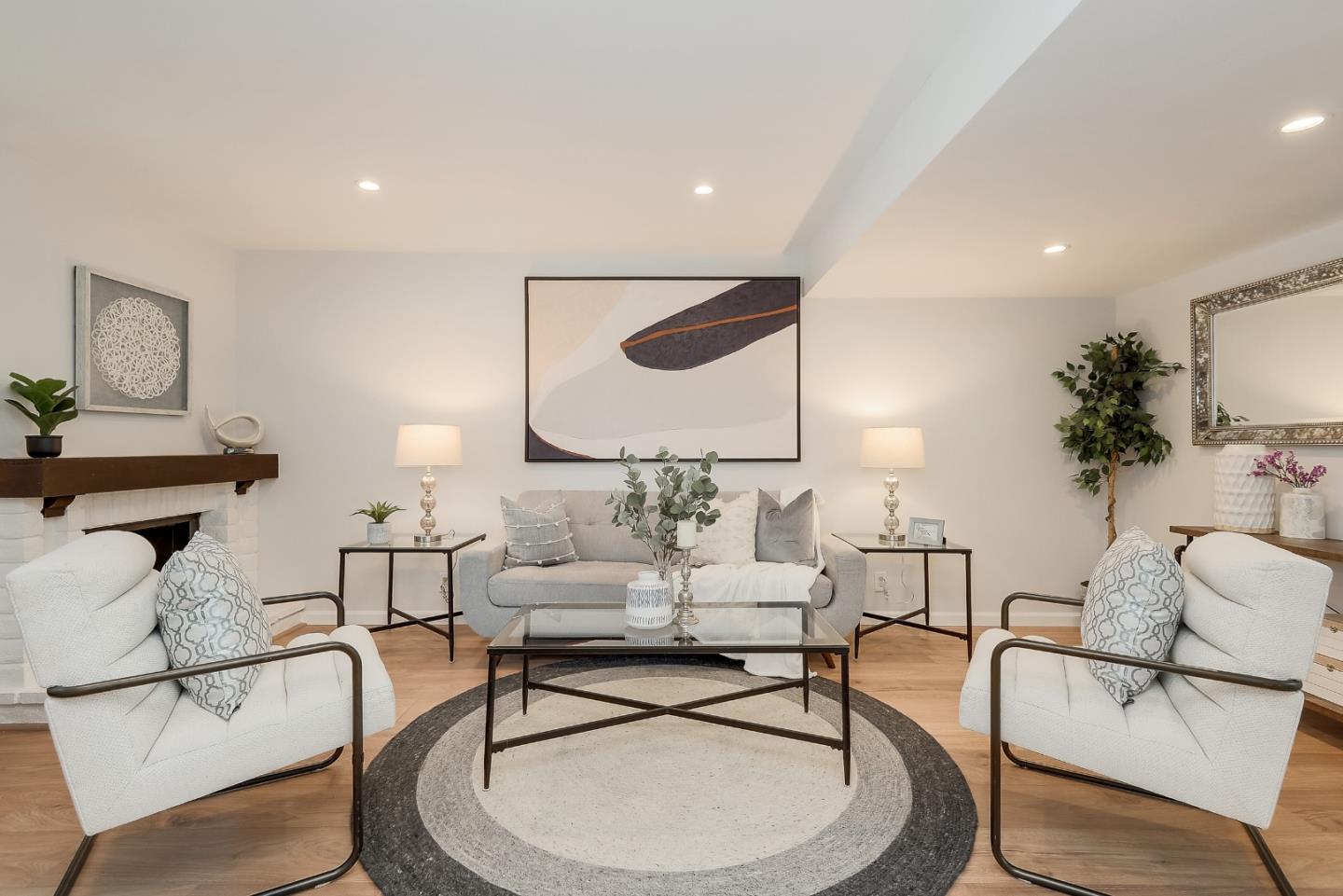 Browse active condo listings in STANTON PLACE