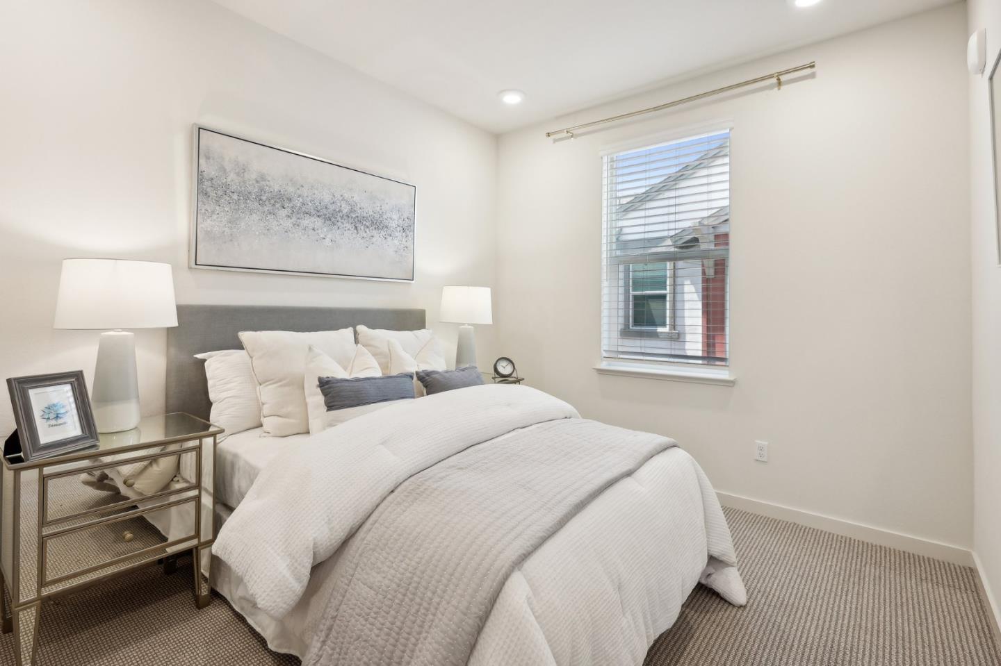 Detail Gallery Image 21 of 34 For 834 Julian Ter #4,  Sunnyvale,  CA 94085 - 3 Beds | 2/2 Baths