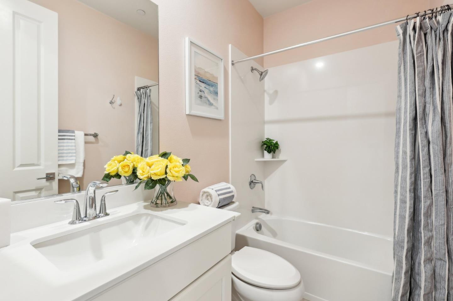 Detail Gallery Image 25 of 34 For 834 Julian Ter #4,  Sunnyvale,  CA 94085 - 3 Beds | 2/2 Baths