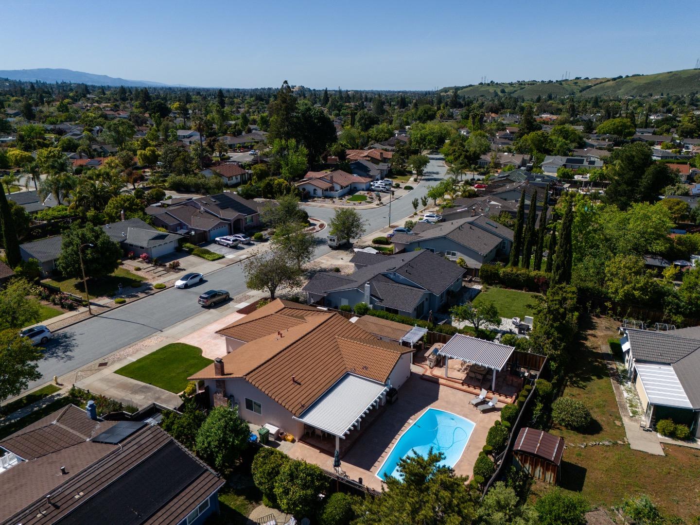 Detail Gallery Image 23 of 25 For 6916 Lenwood Way, San Jose,  CA 95120 - 4 Beds | 2 Baths