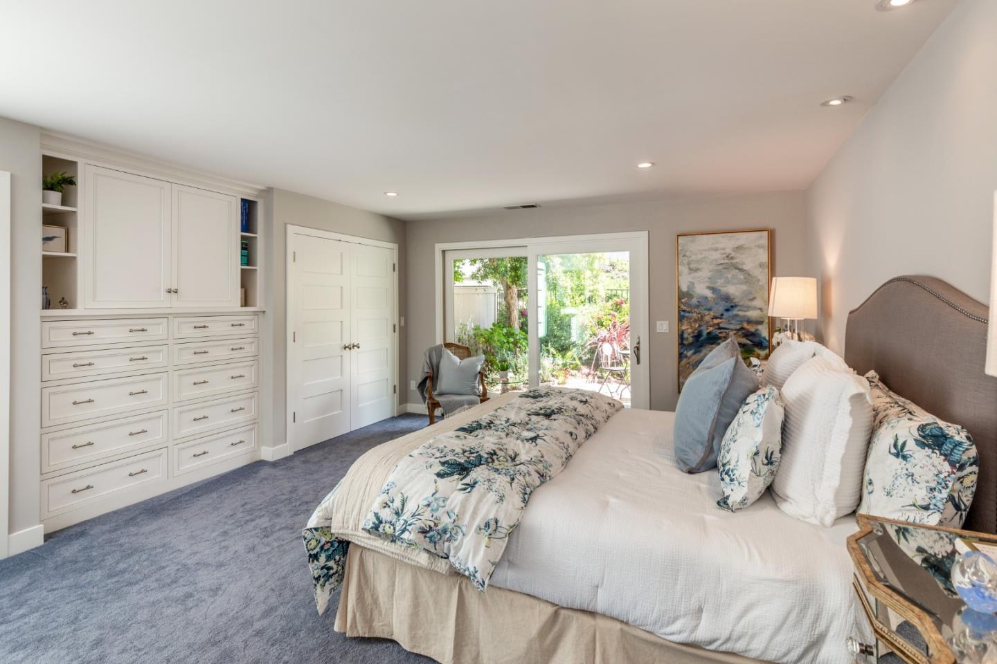 Detail Gallery Image 10 of 28 For 44 Bay Tree Ln, Los Altos,  CA 94022 - 2 Beds | 2 Baths