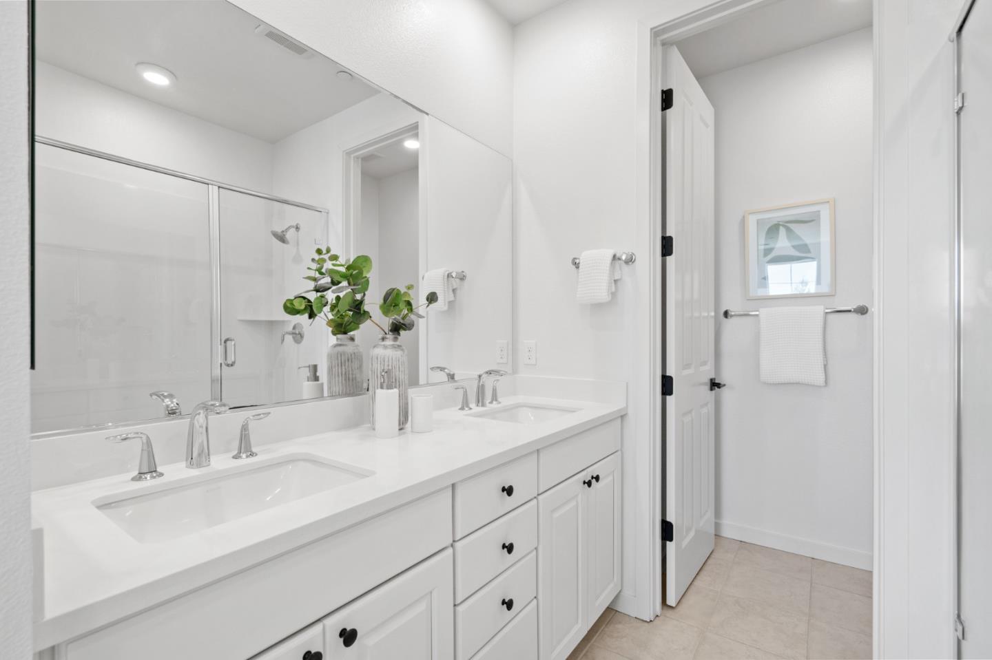 Detail Gallery Image 32 of 60 For 817 Galt Ter #2,  Sunnyvale,  CA 94085 - 3 Beds | 2/2 Baths
