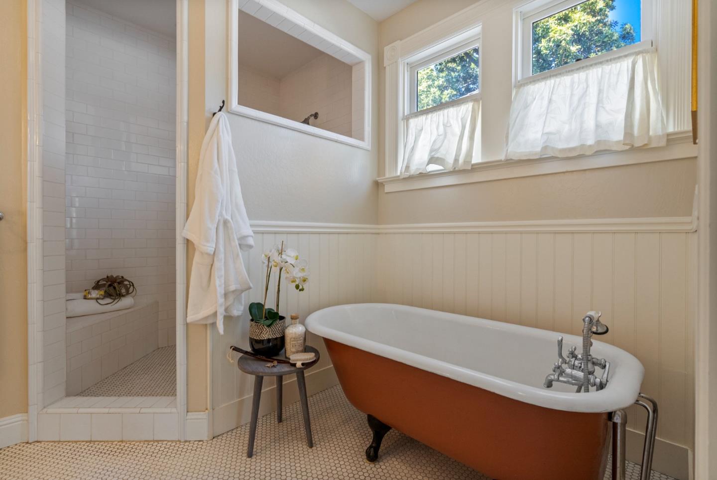 Detail Gallery Image 20 of 72 For 1262 Magnolia Ave, San Jose,  CA 95126 - 4 Beds | 2/1 Baths