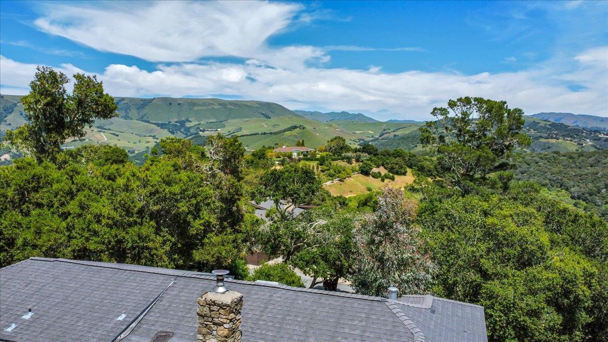 Detail Gallery Image 17 of 40 For 308&308a Calle De Los Agrinemsors, Carmel Valley,  CA 93924 - 3 Beds | 2/1 Baths