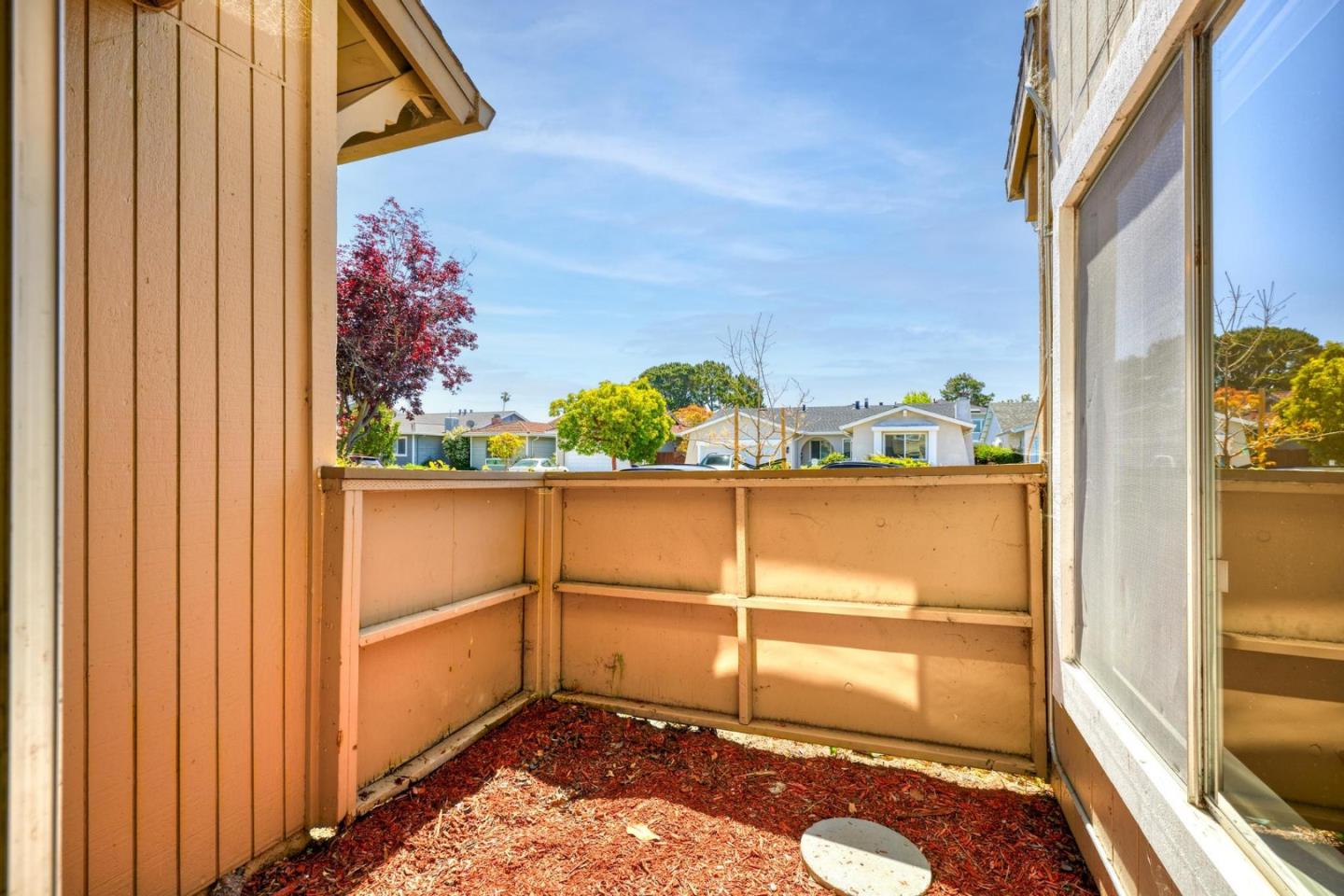 Detail Gallery Image 10 of 36 For 1403 Marlin Ave, Foster City,  CA 94404 - 4 Beds | 2/1 Baths