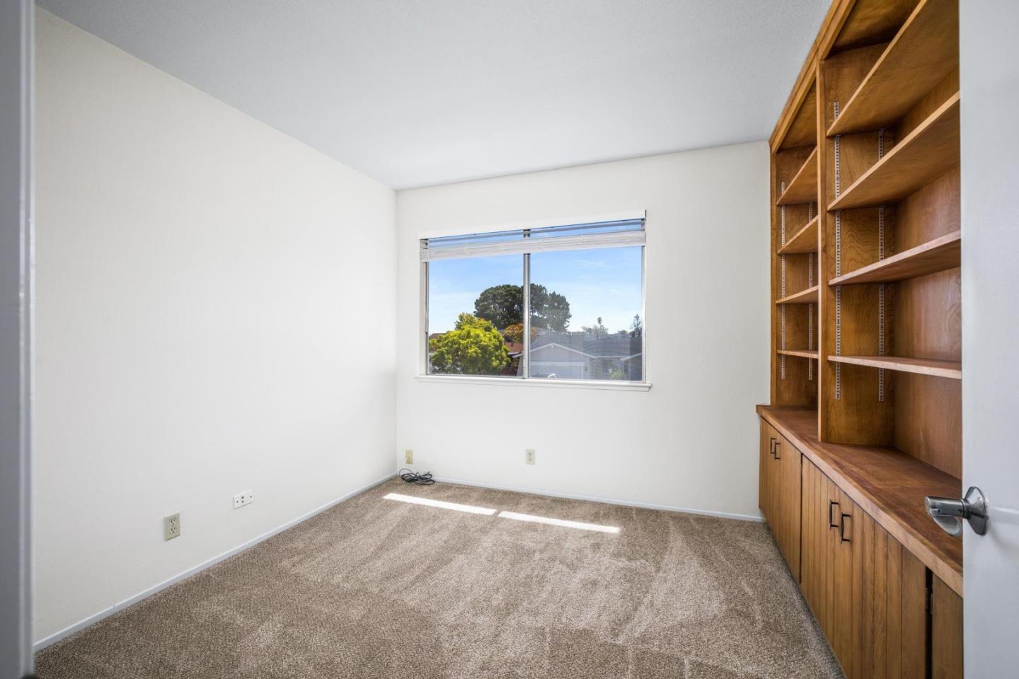 Detail Gallery Image 25 of 36 For 1403 Marlin Ave, Foster City,  CA 94404 - 4 Beds | 2/1 Baths
