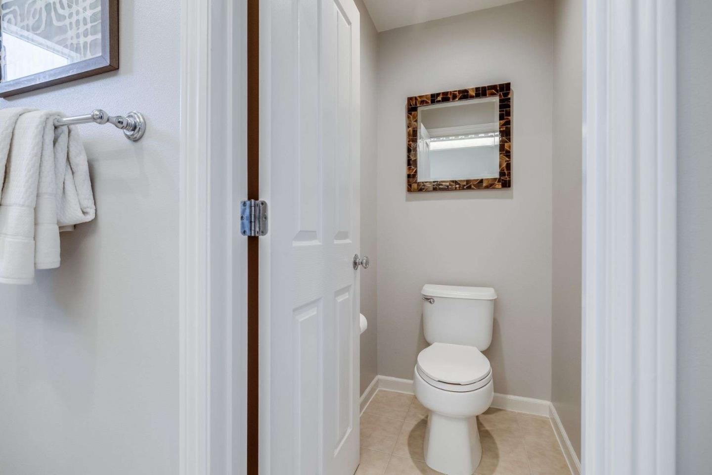 Detail Gallery Image 27 of 35 For 900 Live Oak Way #904,  Belmont,  CA 94002 - 2 Beds | 2/1 Baths