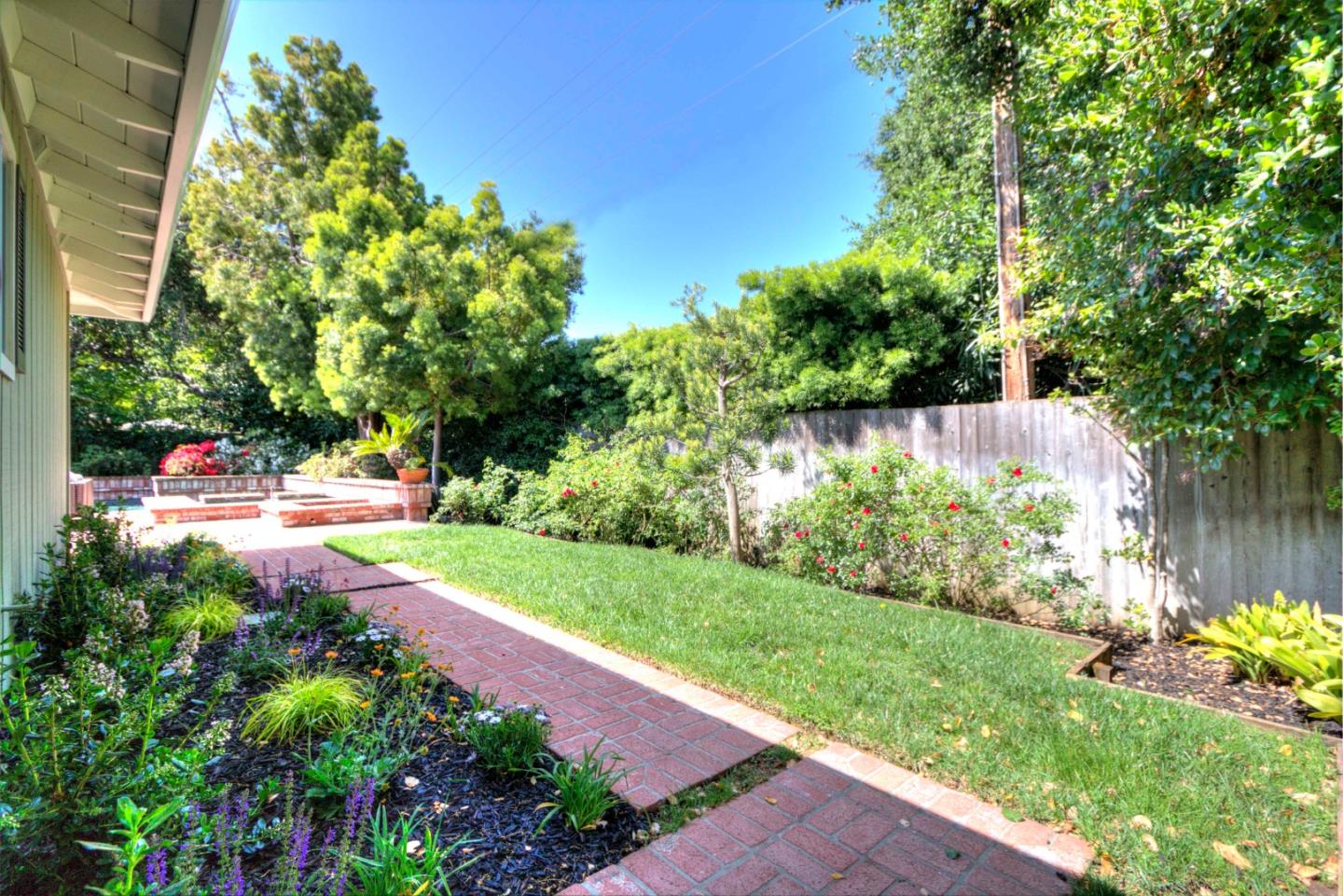 Detail Gallery Image 20 of 20 For 1240 Lisa Ln, Los Altos,  CA 94024 - 4 Beds | 2/1 Baths