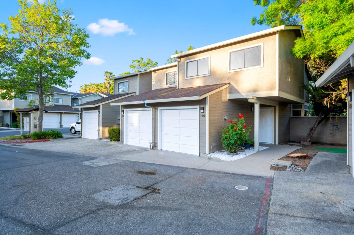 Detail Gallery Image 1 of 36 For 160 Rancho Manor Ct, San Jose,  CA 95111 - 3 Beds | 2/1 Baths