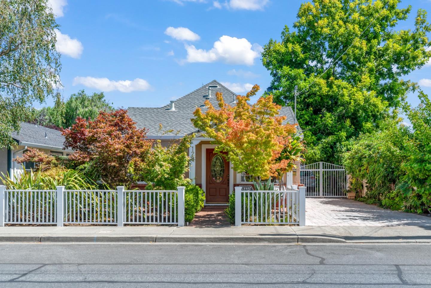 Detail Gallery Image 1 of 1 For 128 Sunset Ave, Sunnyvale,  CA 94086 - 3 Beds | 2 Baths