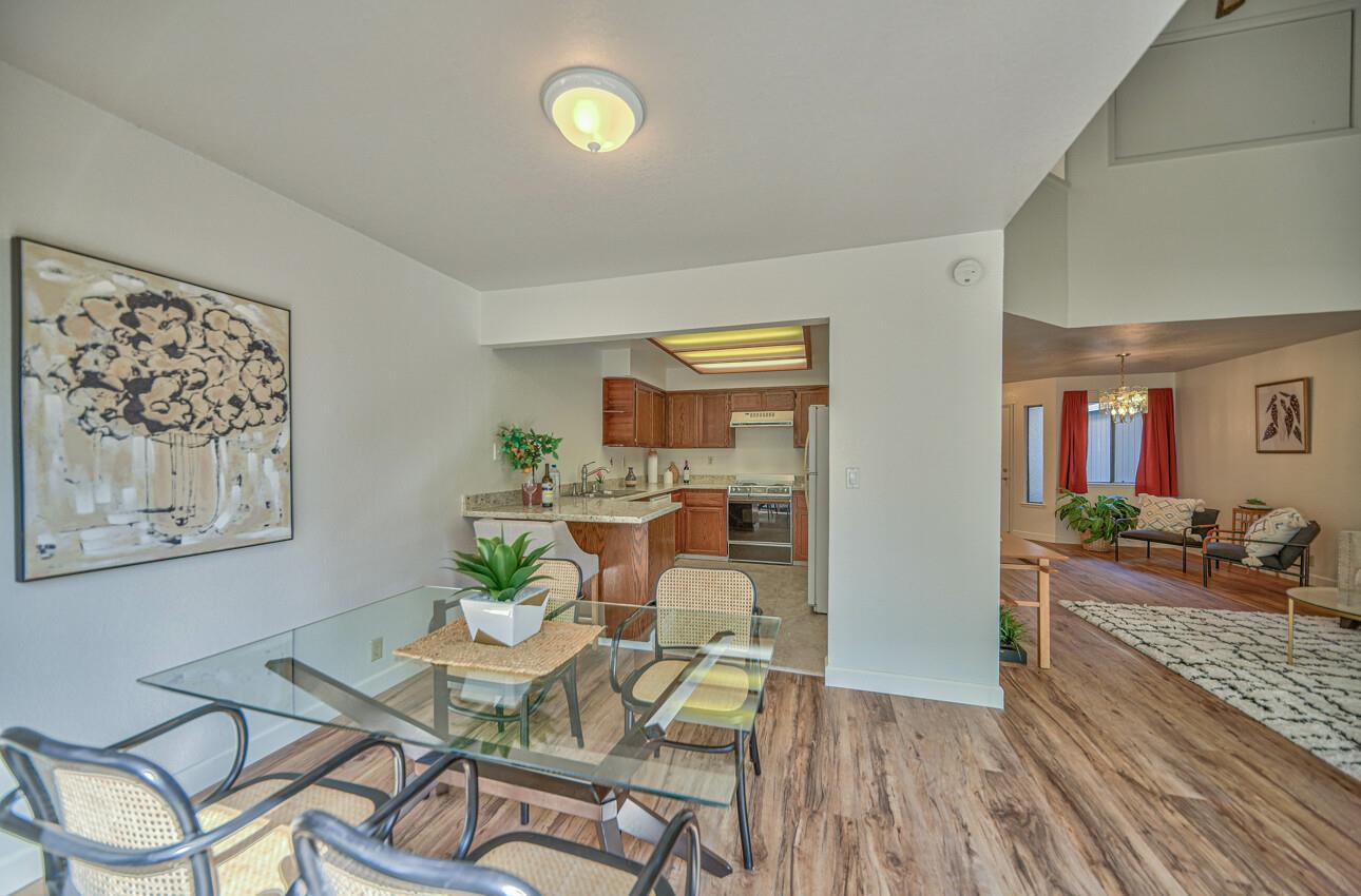 Detail Gallery Image 14 of 20 For 17067 Creekside Cir, Morgan Hill,  CA 95037 - 3 Beds | 2/1 Baths